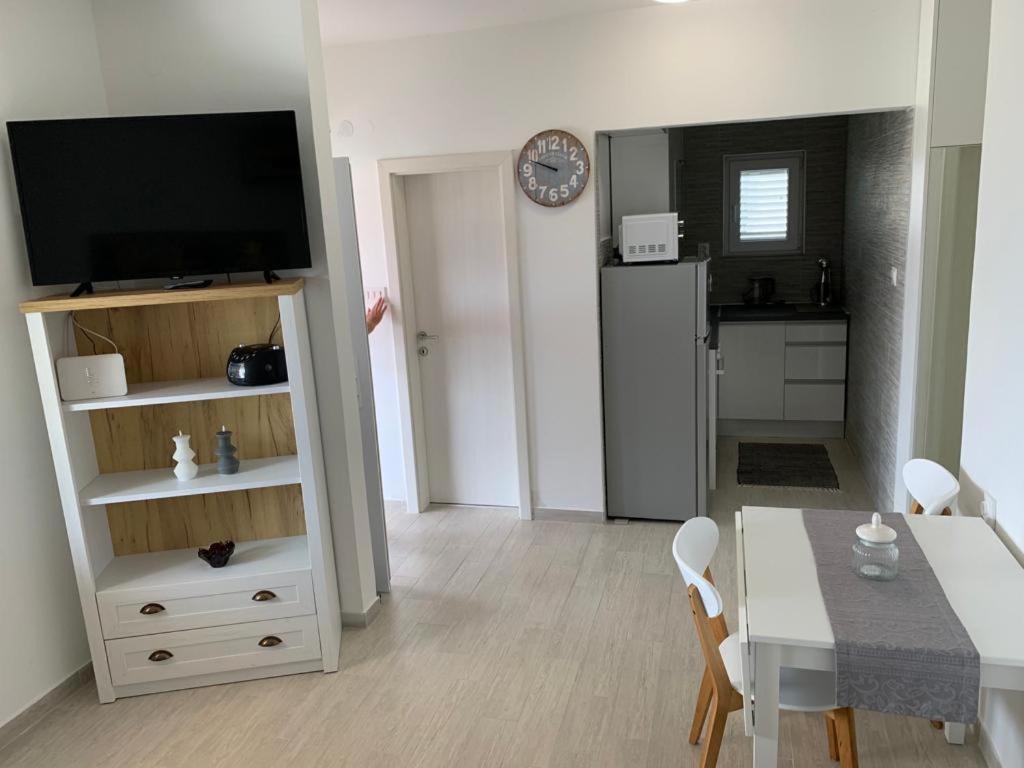 Tara'S Apartman スペタル エクステリア 写真